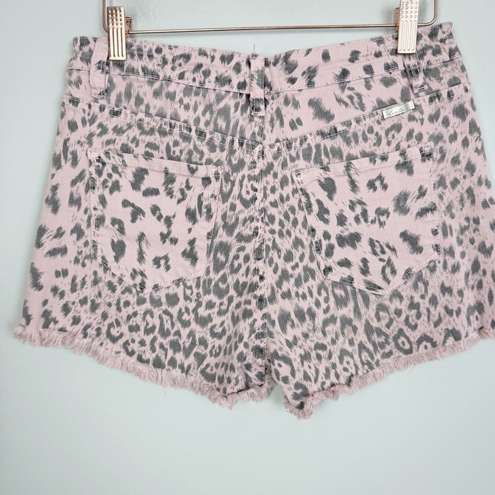 KANCAN | Ellie Blush Pink Leopard Denim Shorts Fray Hem Women’s Size Large - Picture 7 of 9